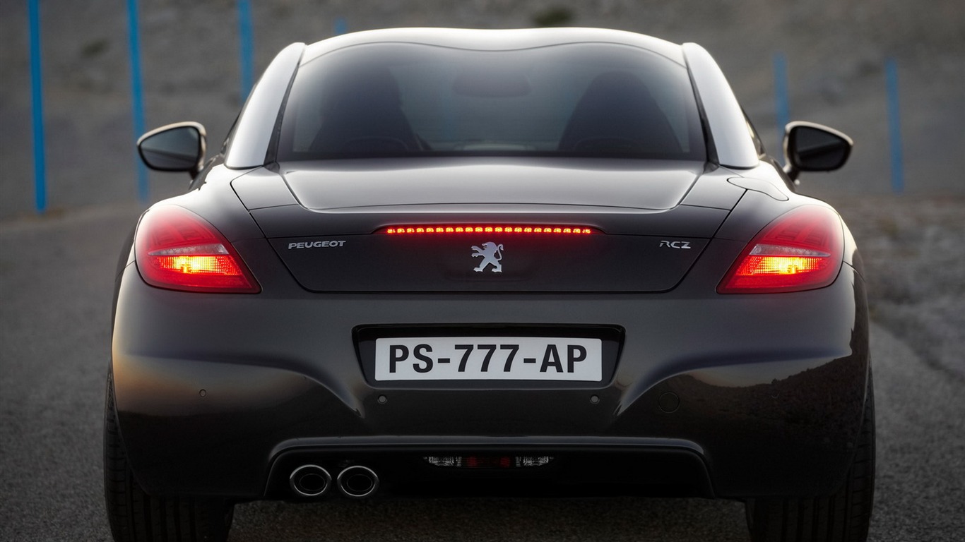 2010 Peugeot RCZ 308 wallpaper #21 - 1366x768