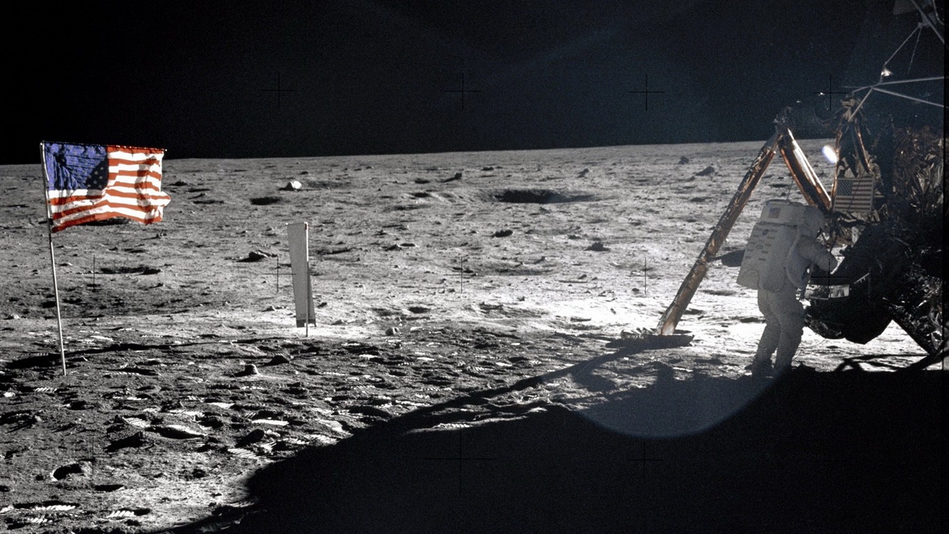 Apollo 11 rare photos wallpapers #3 - 1366x768