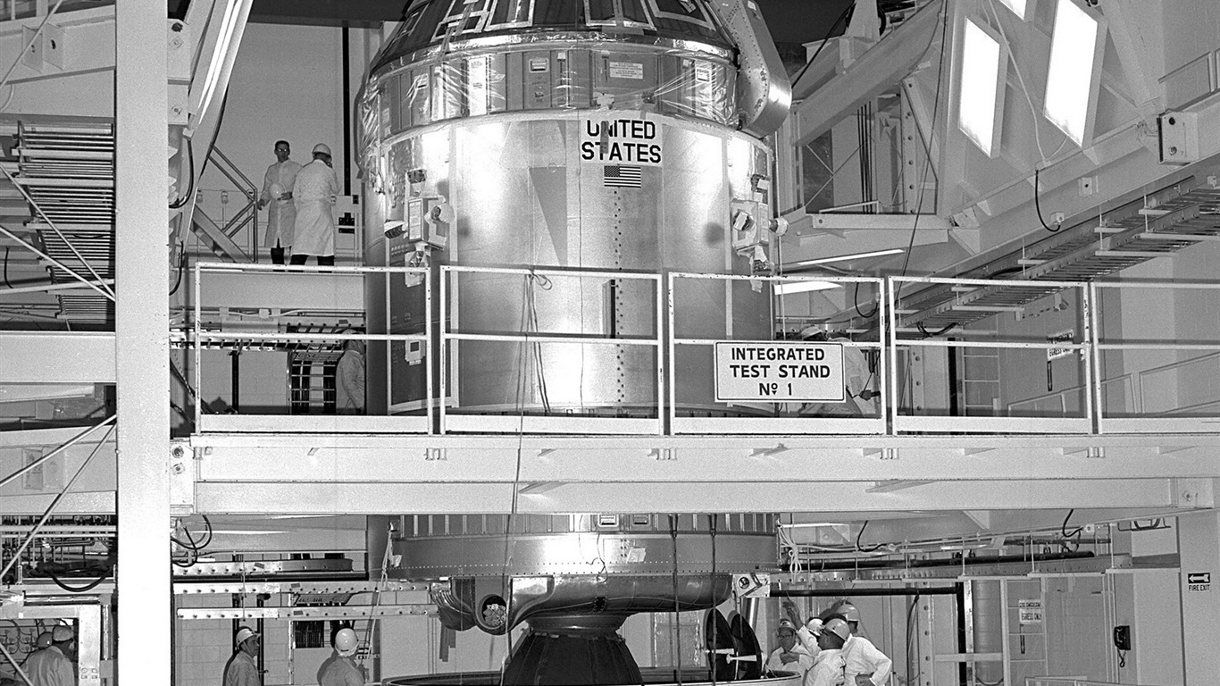 Apollo 11 vzácných fotografií na plochu #38 - 1366x768