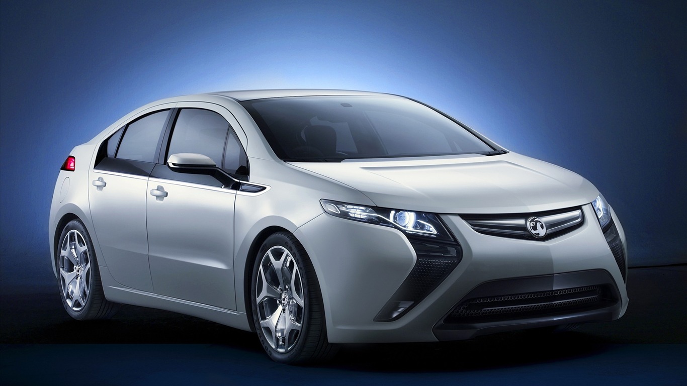 Widescreen Wallpaper Collection luxury car #6 - 1366x768