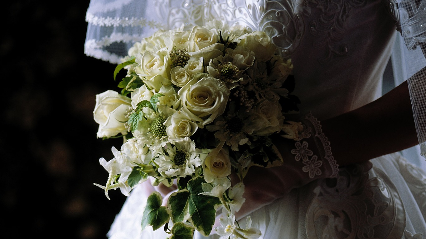 Svatební květinový svatební prsten tapetu (2) #15 - 1366x768