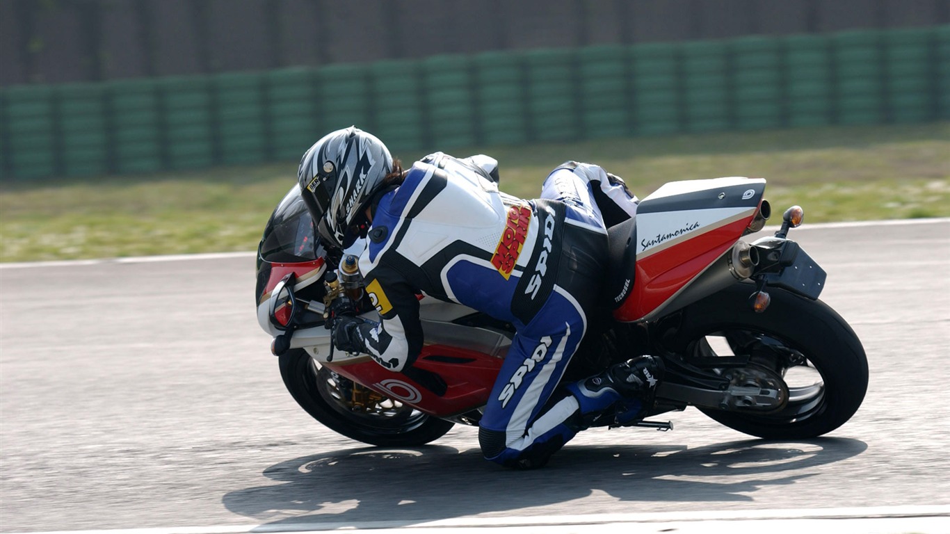 Turn Motocykl Tapeta Kolekce #37 - 1366x768