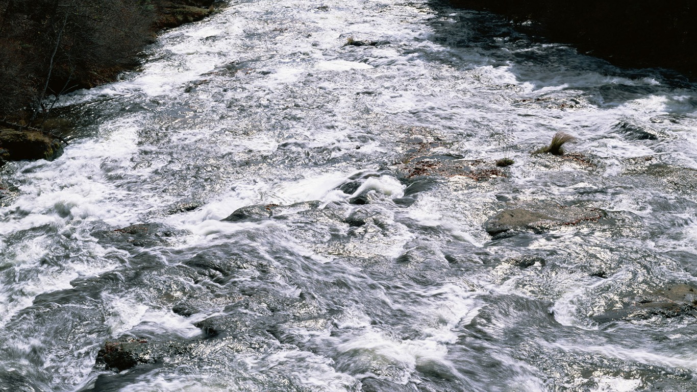滝は、HD画像ストリーム #18 - 1366x768