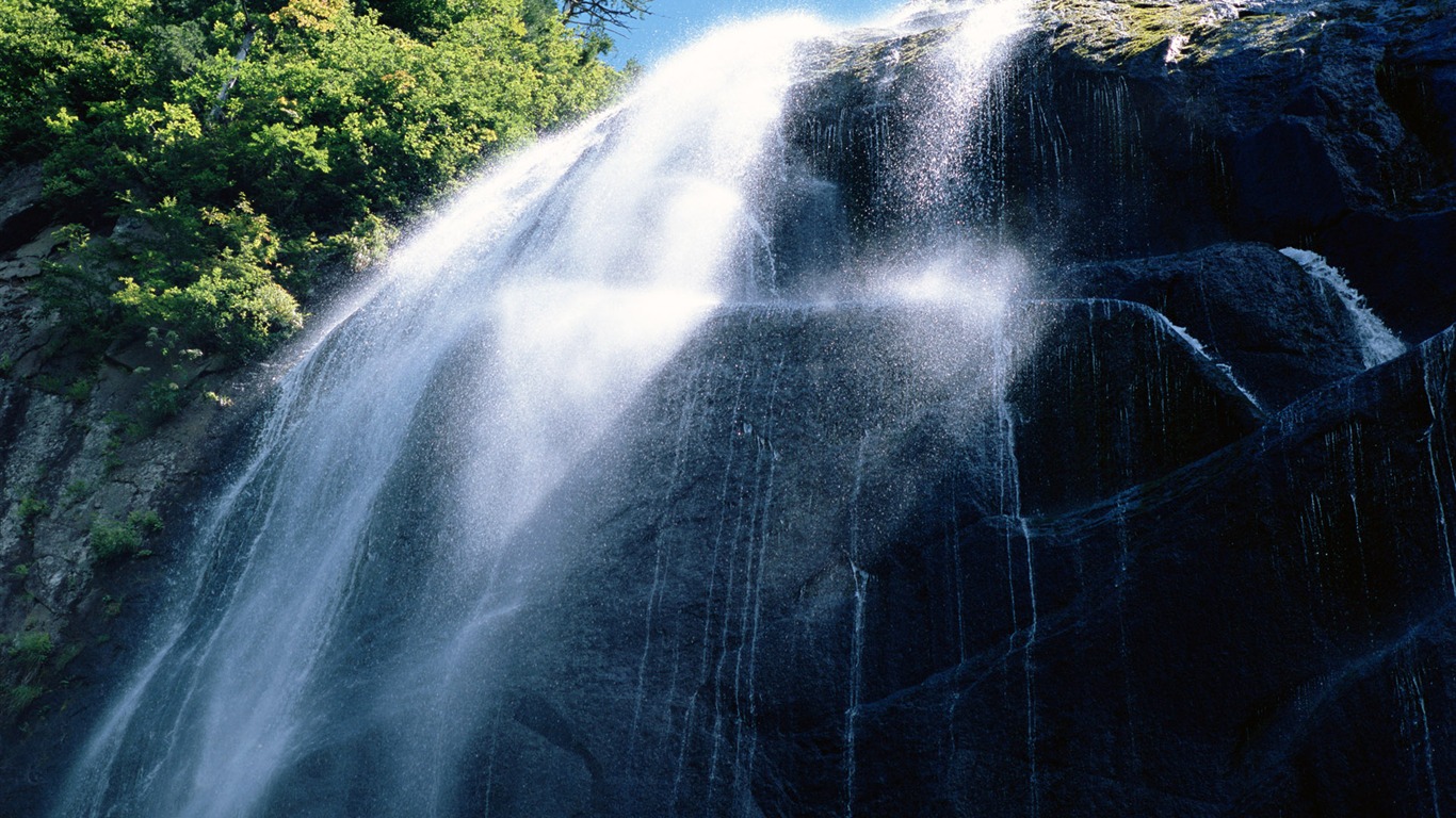 滝は、HD画像ストリーム #21 - 1366x768