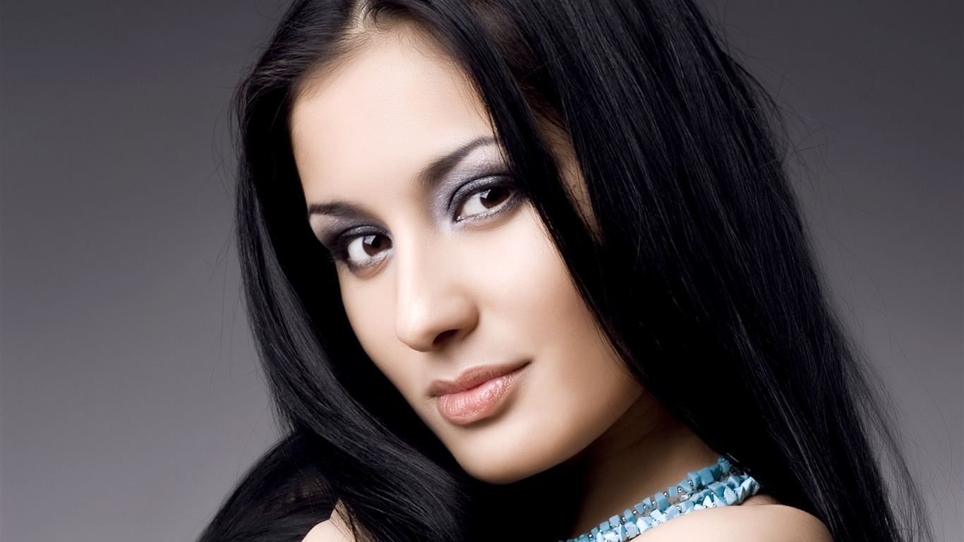 HD wallpaper actress model (7) #15 - 1366x768
