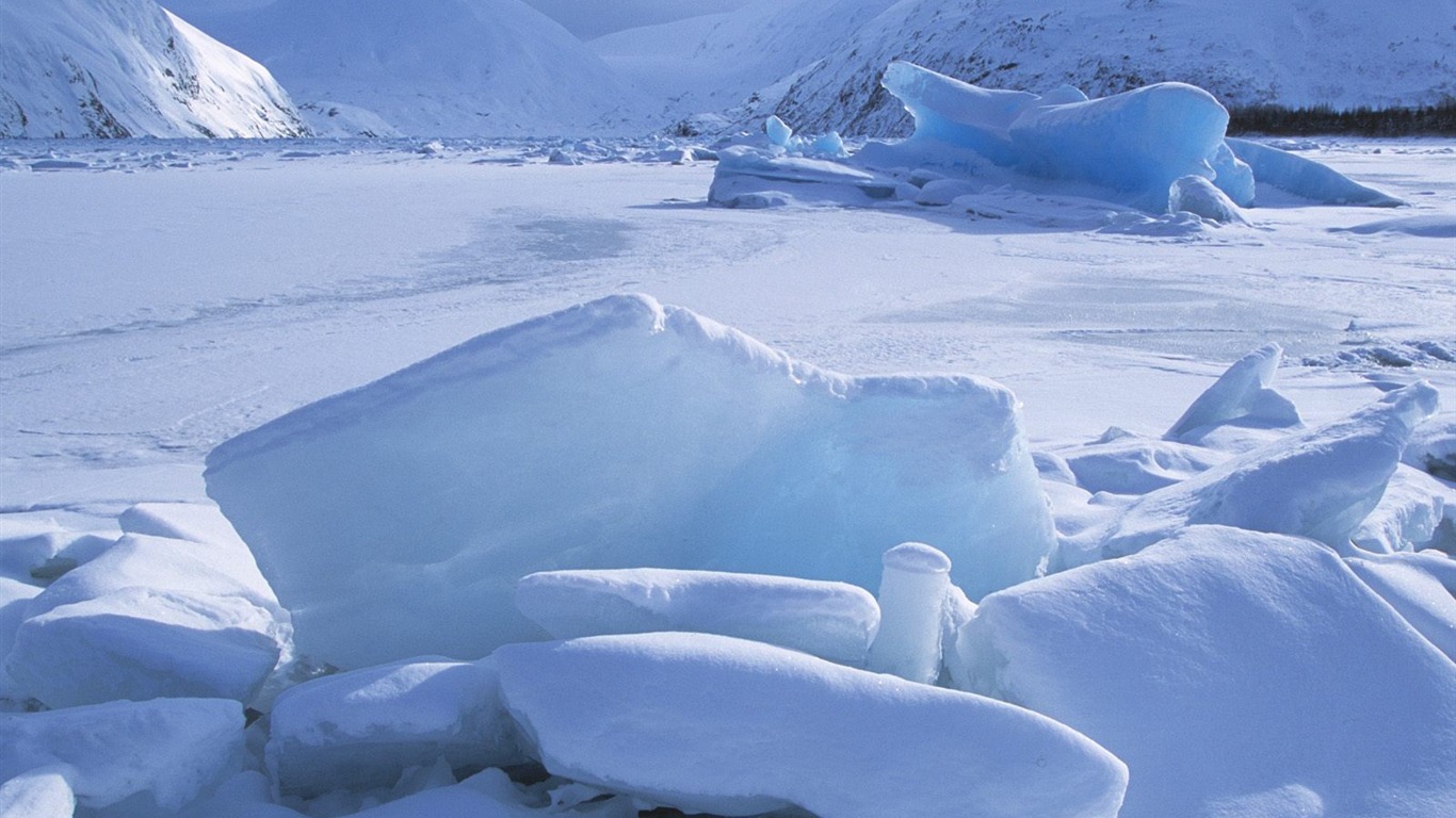 lacs et de montagnes magnifiques fonds d'écran #12 - 1366x768