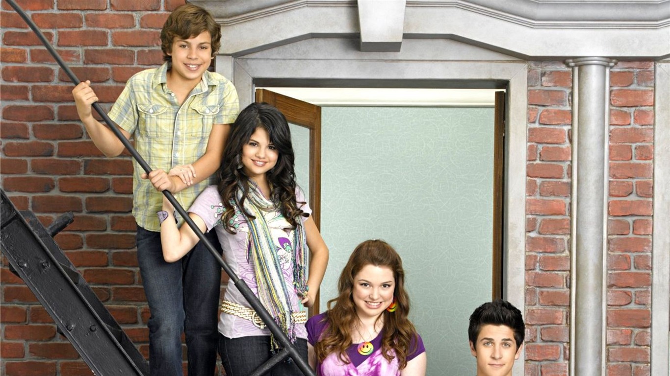 Wizards of Waverly Place Fond d'écran #7 - 1366x768