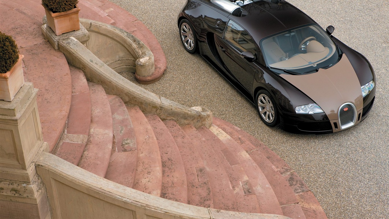 Bugatti Veyron Wallpaper Album (3) #12 - 1366x768