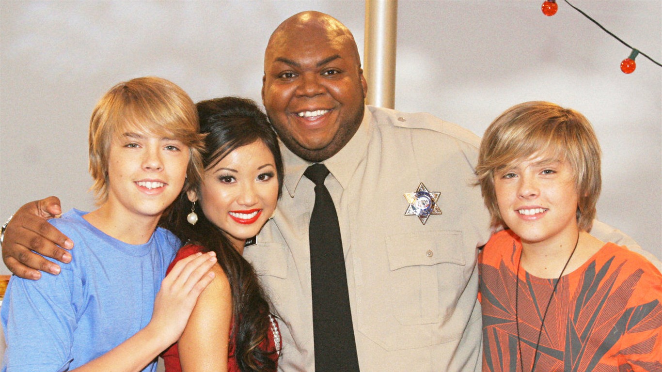 The Suite Life on Deck fondo de pantalla #11 - 1366x768