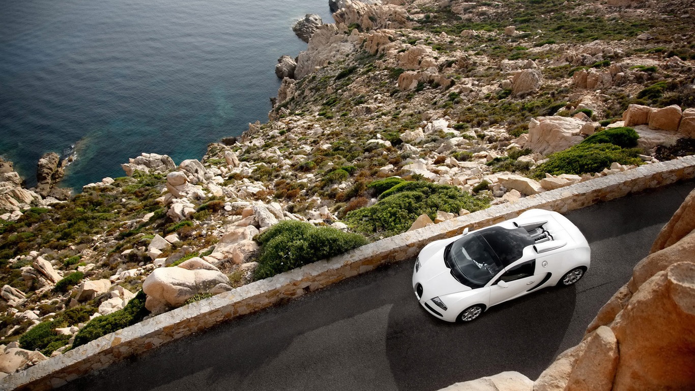 Bugatti Veyron Wallpaper Album (4) #12 - 1366x768
