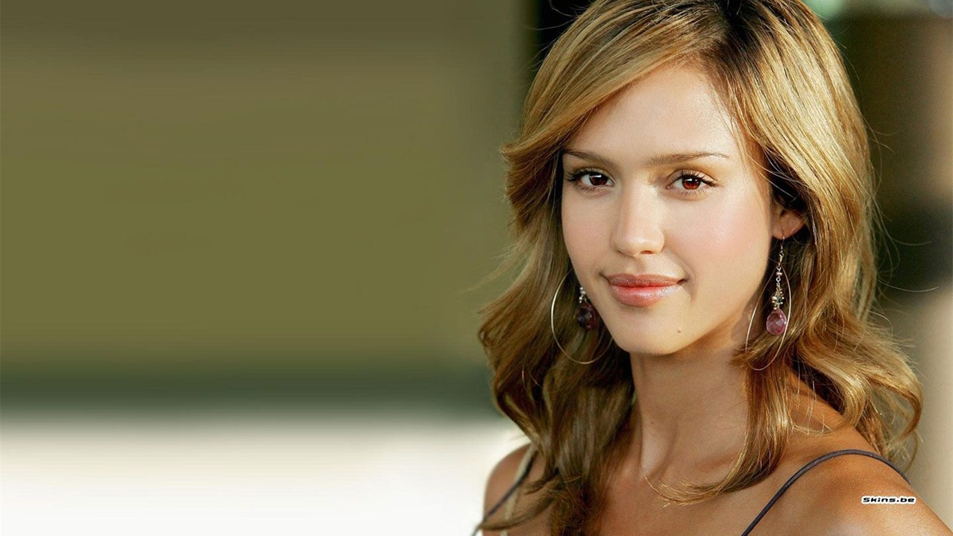 Jessica Alba beau fond d'écran (6) #15 - 1366x768