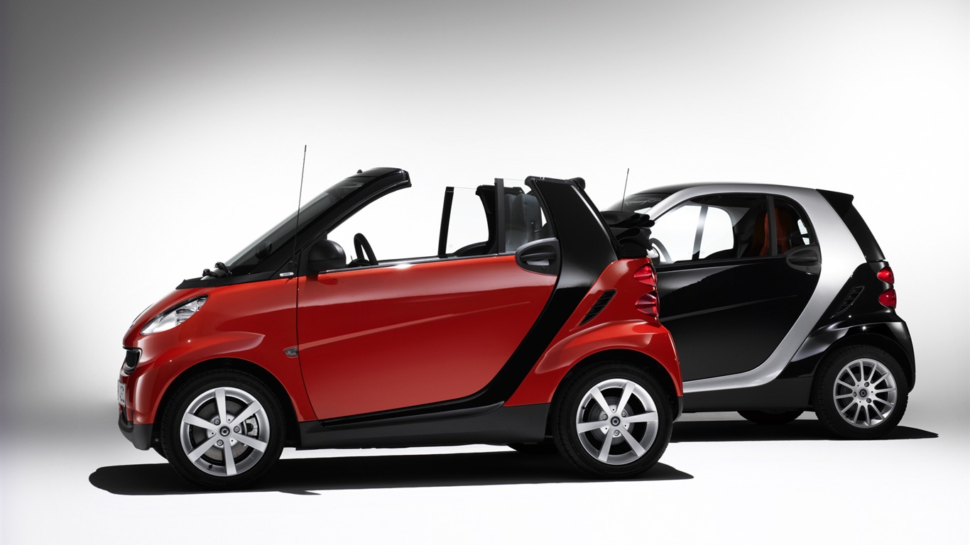 Smart 汽車壁紙 #1 - 1366x768