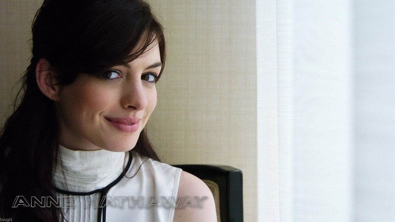 Anne Hathaway 安妮·海瑟薇美女壁紙 #10 - 1366x768