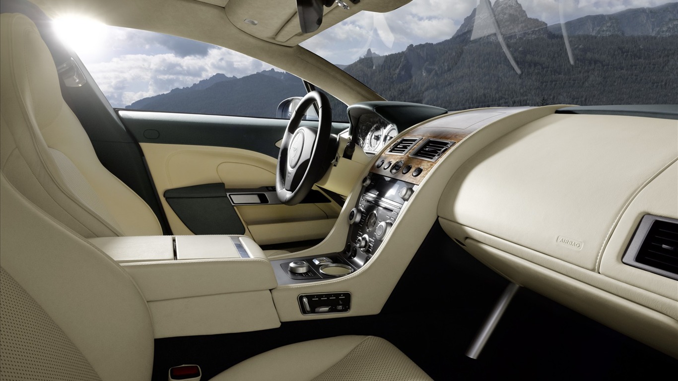 Aston Martin 阿斯頓·馬丁 壁紙(二) #7 - 1366x768