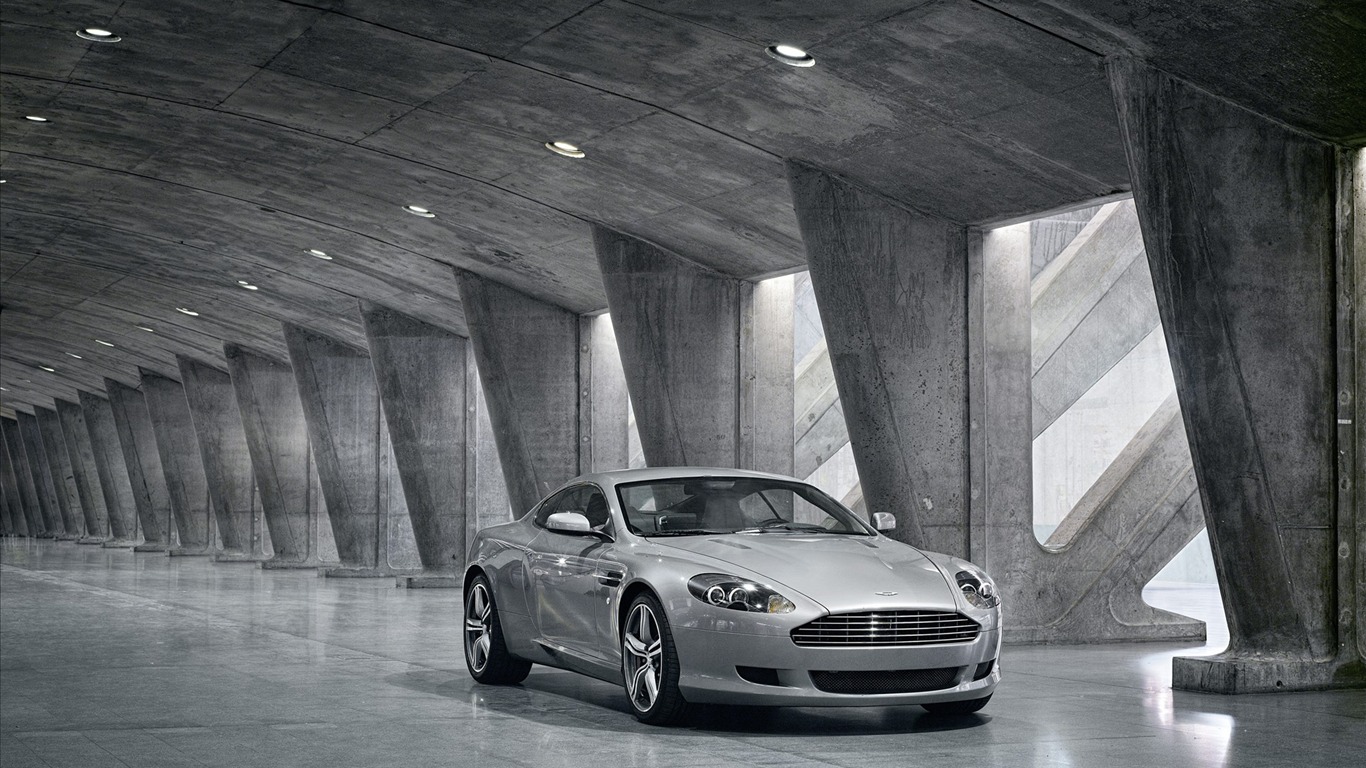 Aston Martin 阿斯顿·马丁 壁纸(三)15 - 1366x768