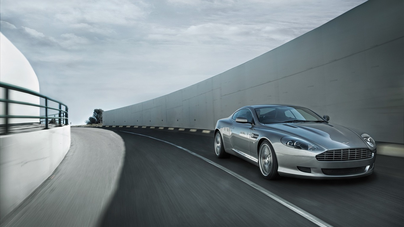 Tapety na plochu Aston Martin (3) #19 - 1366x768