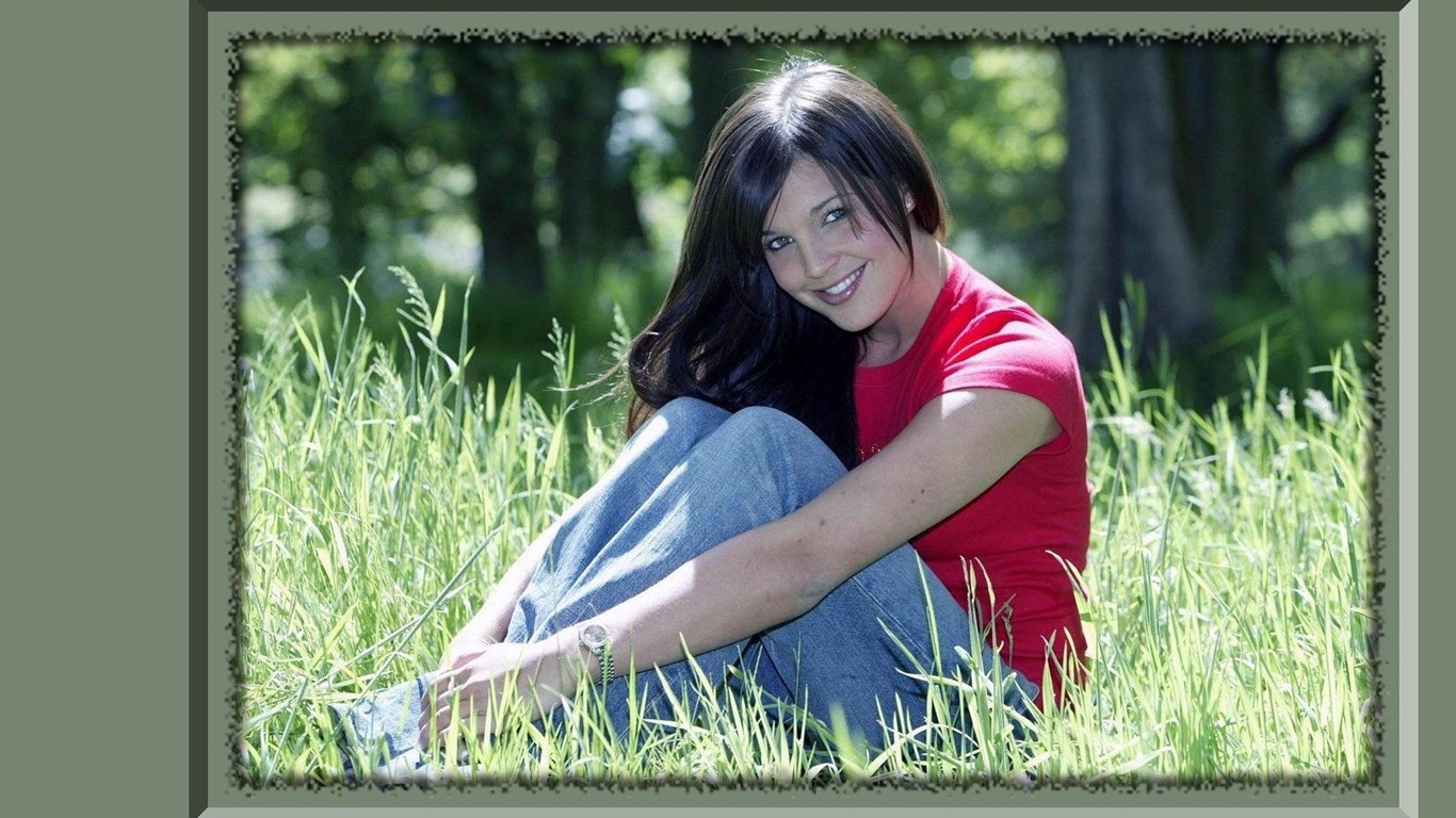 Danielle Lloyd krásnou tapetu #6 - 1366x768