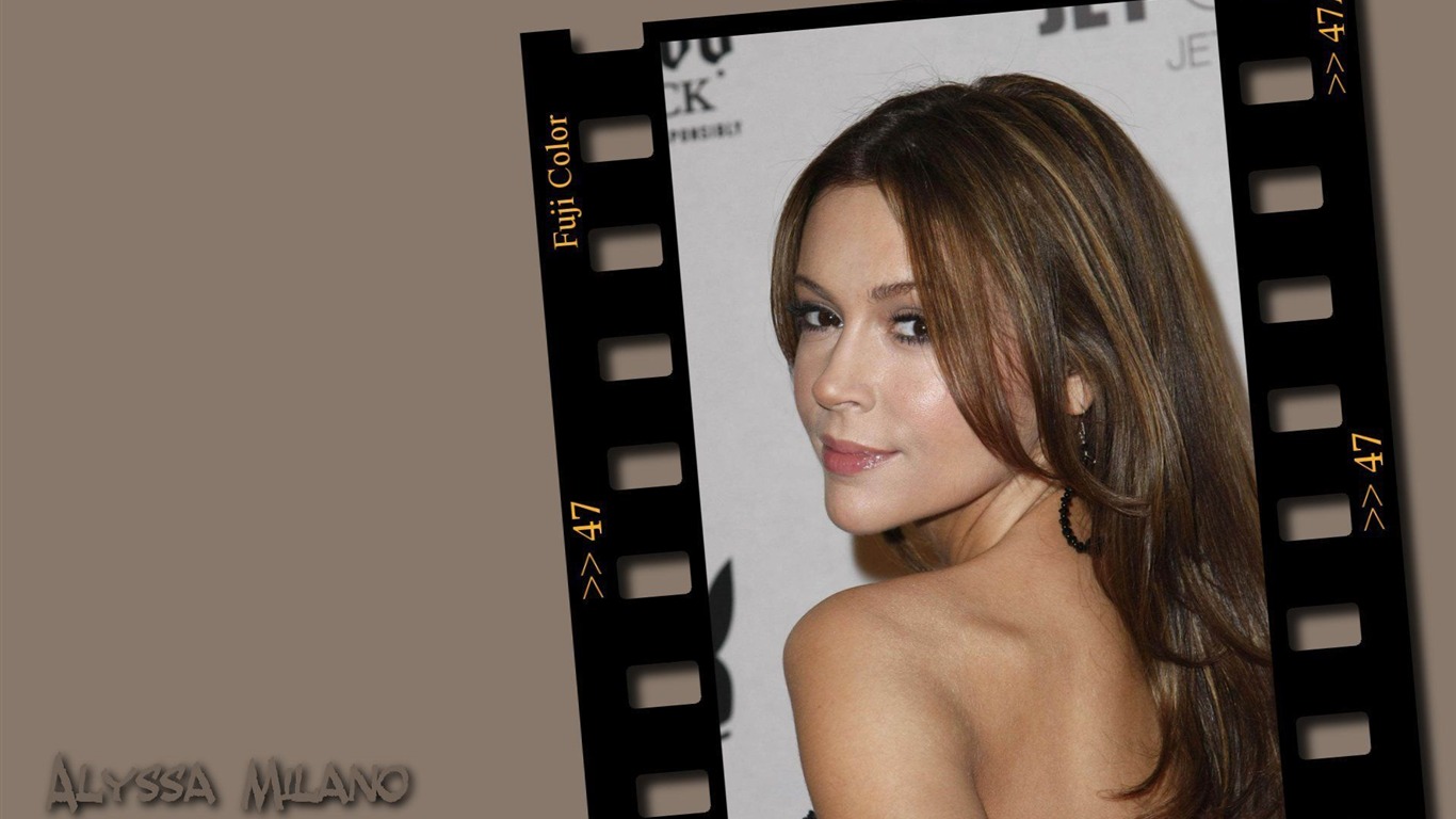Alyssa Milano krásnou tapetu #14 - 1366x768