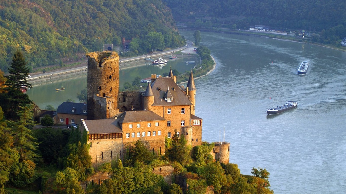 Construcción de fondos de escritorio de bellos paisajes #4 - 1366x768