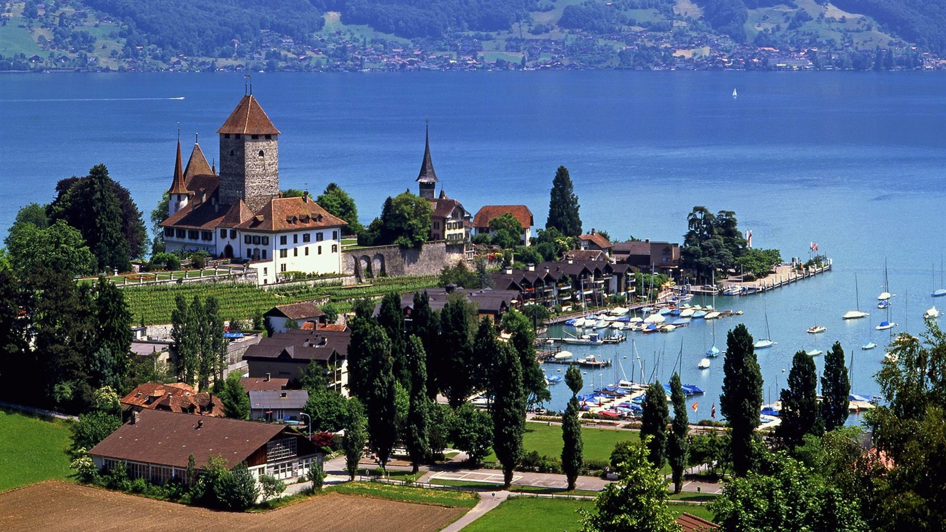 Construcción de fondos de escritorio de bellos paisajes #22 - 1366x768