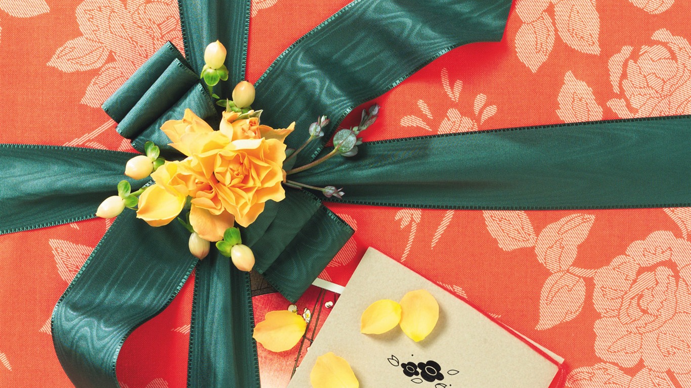 Gift decoration wallpaper (3) #2 - 1366x768