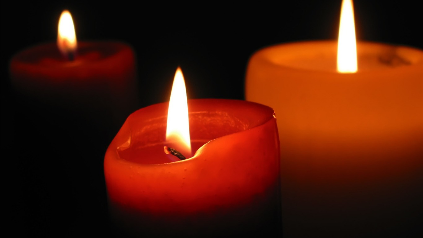 Candlelit wallpaper (1) #9 - 1366x768