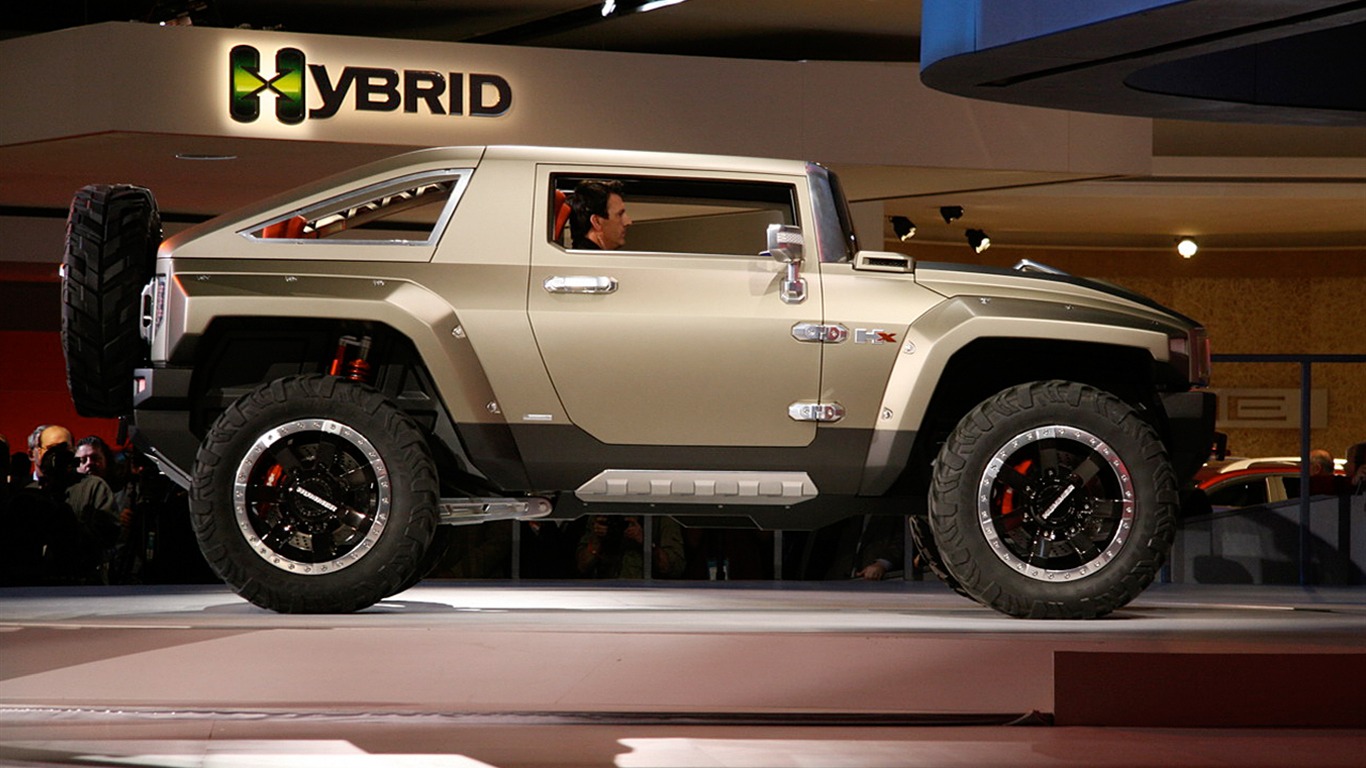 Hummer HX Concept Car wallpaper #8 - 1366x768