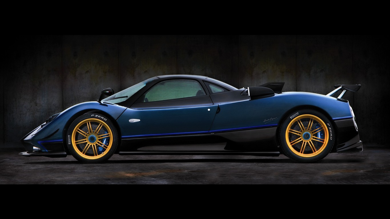 Pagani vozy širokoúhlé tapety #4 - 1366x768