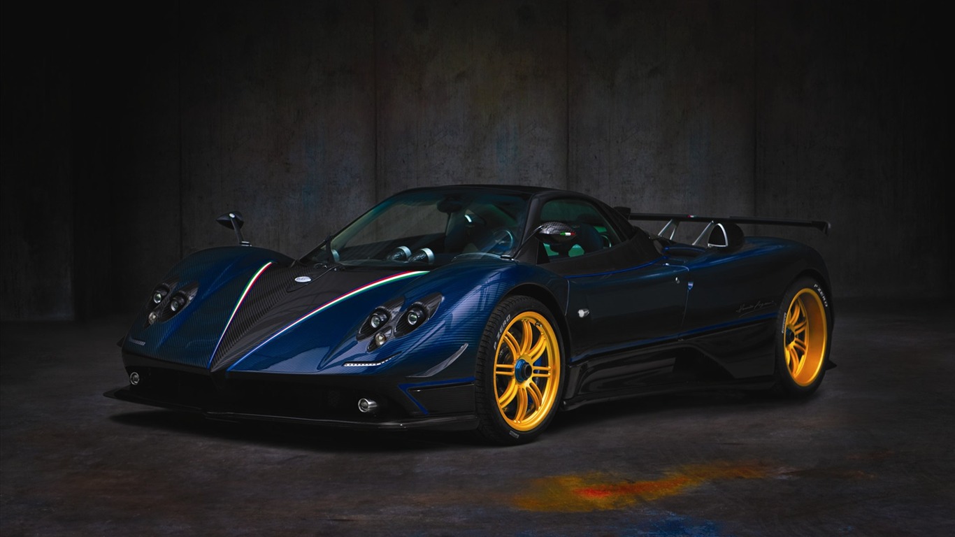 Pagani vozy širokoúhlé tapety #6 - 1366x768