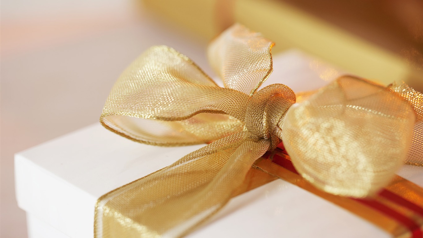 Gift decoration wallpaper (5) #14 - 1366x768