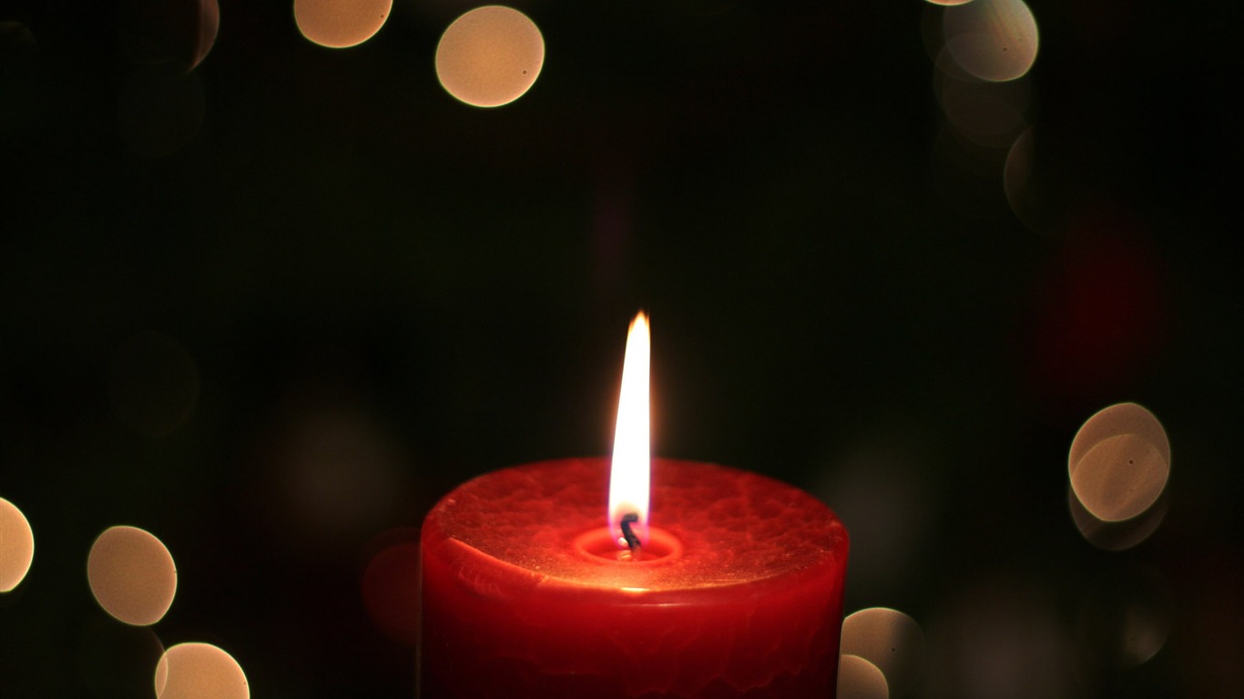 Candlelit wallpaper (4) #4 - 1366x768