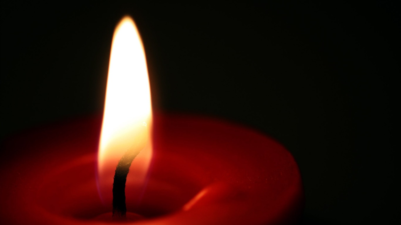 Fondos de escritorio de luz de las velas (4) #13 - 1366x768