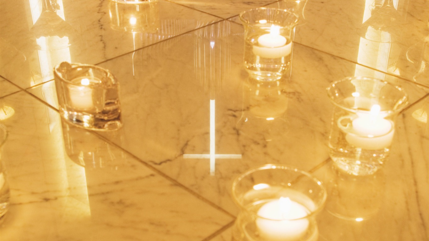 Candlelit wallpaper (5) #11 - 1366x768