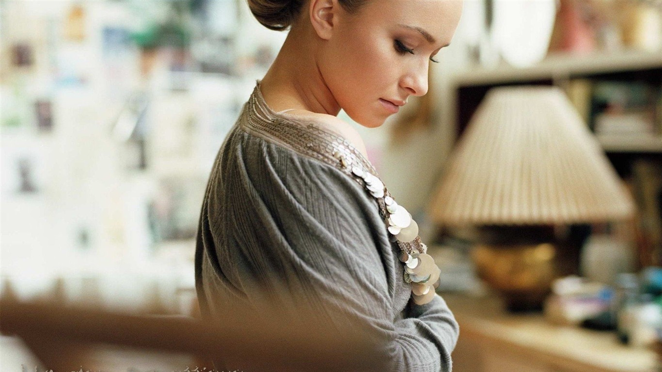 Hayden Panettiere krásnou tapetu #19 - 1366x768