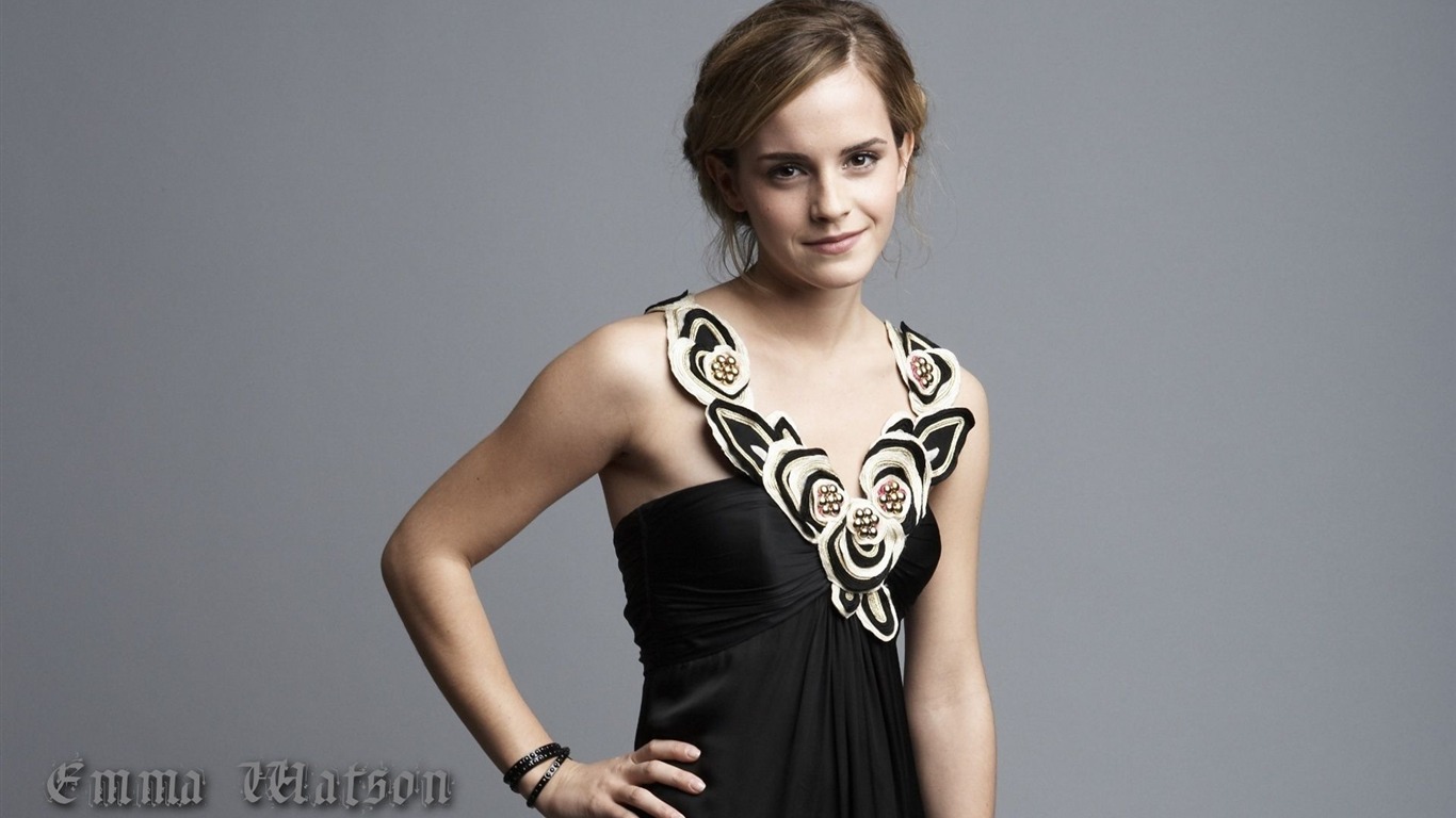 Emma Watson beautiful wallpaper #23 - 1366x768