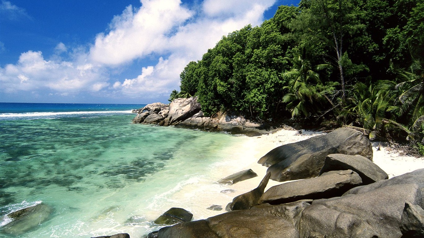 Beach ostrov tapety (2) #8 - 1366x768