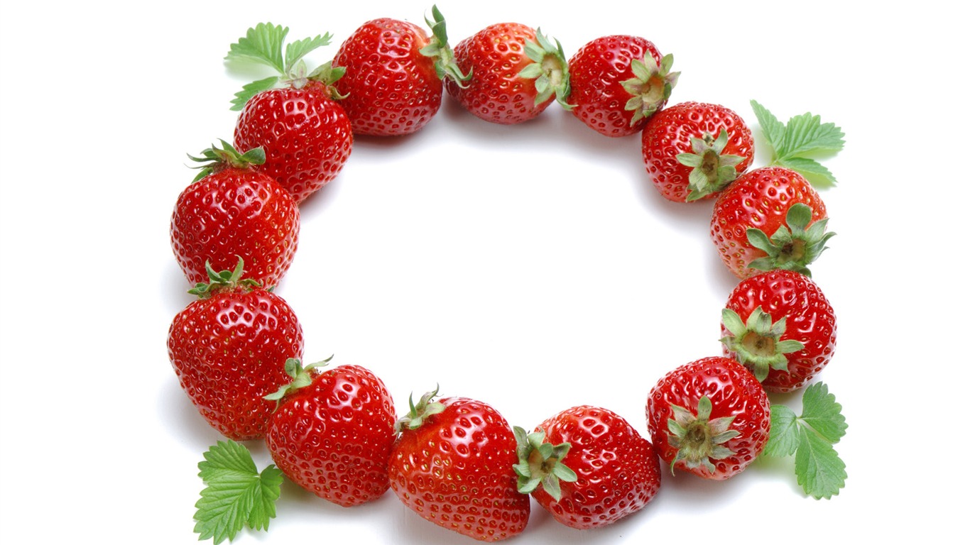 HD wallpaper fresh strawberries #3 - 1366x768
