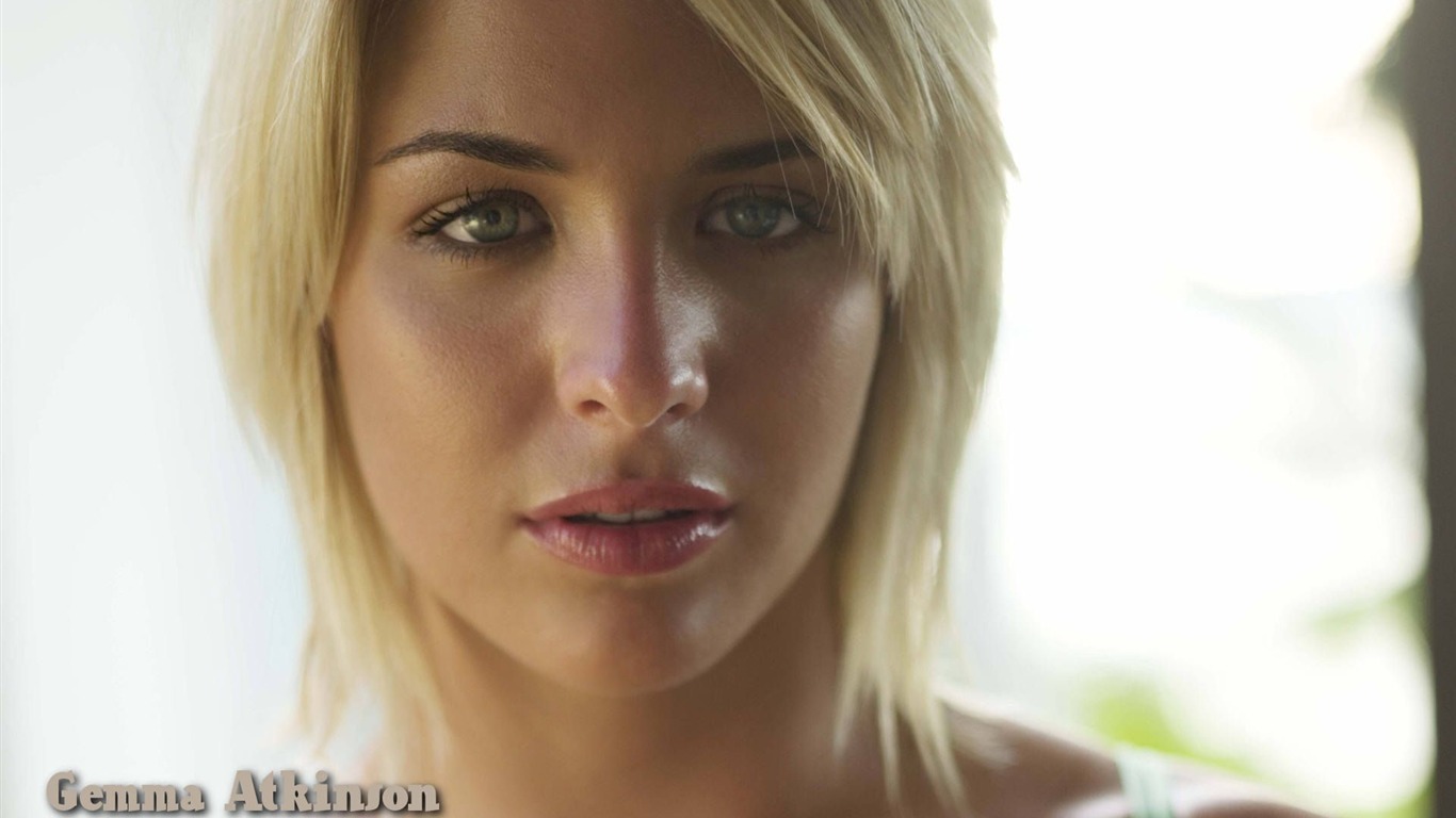 Gemma Atkinson beautiful wallpaper (2) #2 - 1366x768