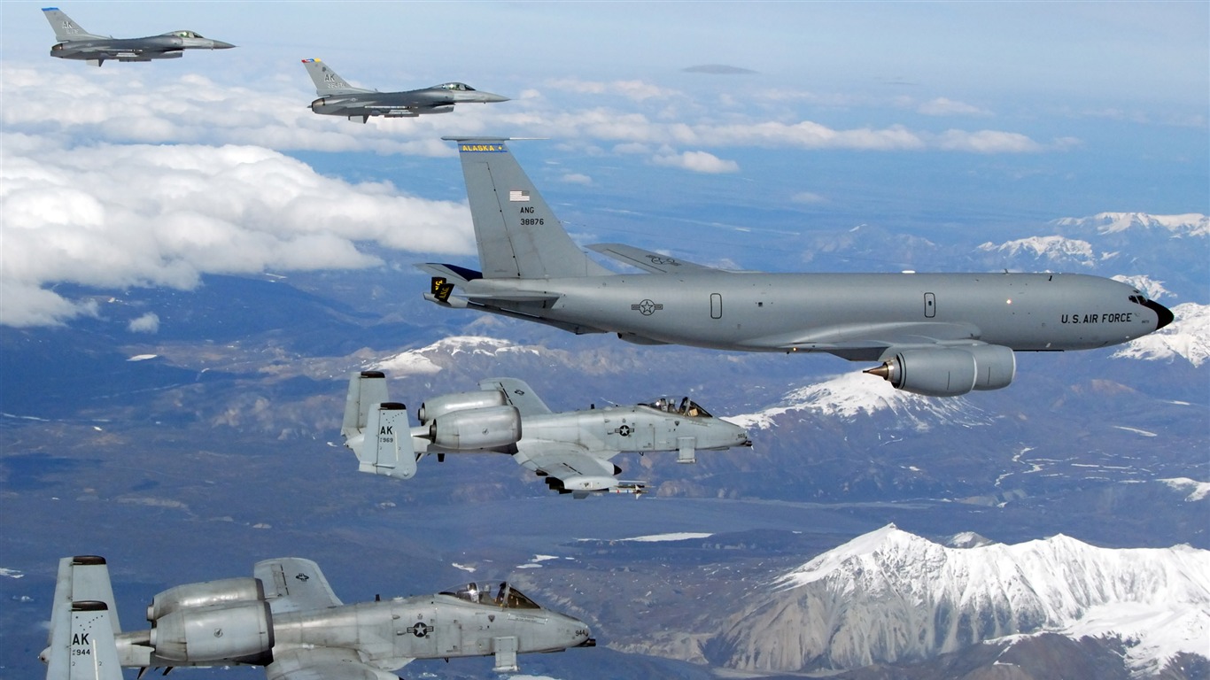 軍用飛機高清壁紙(十) #2 - 1366x768