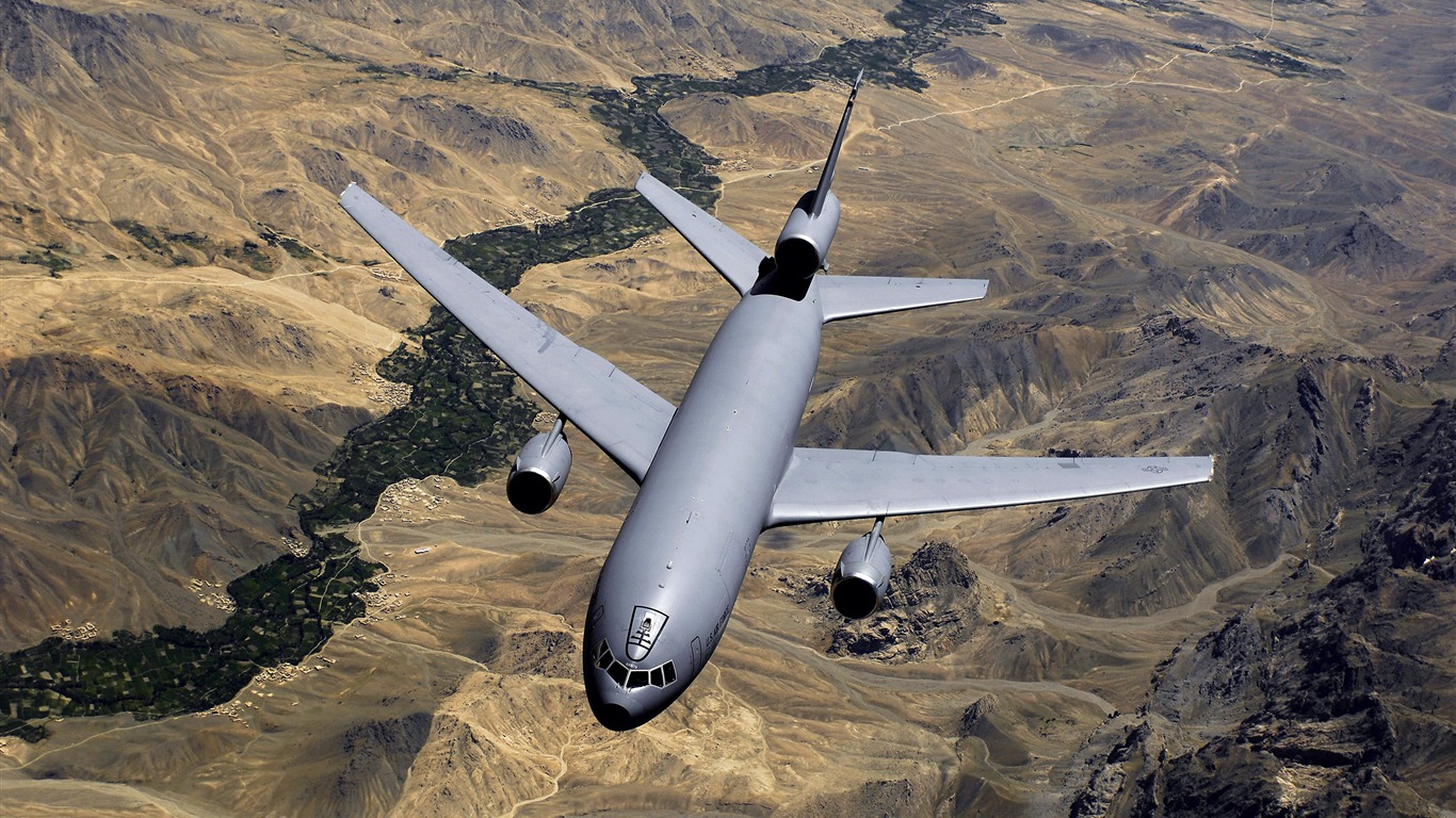 軍用飛機高清壁紙(十) #18 - 1366x768
