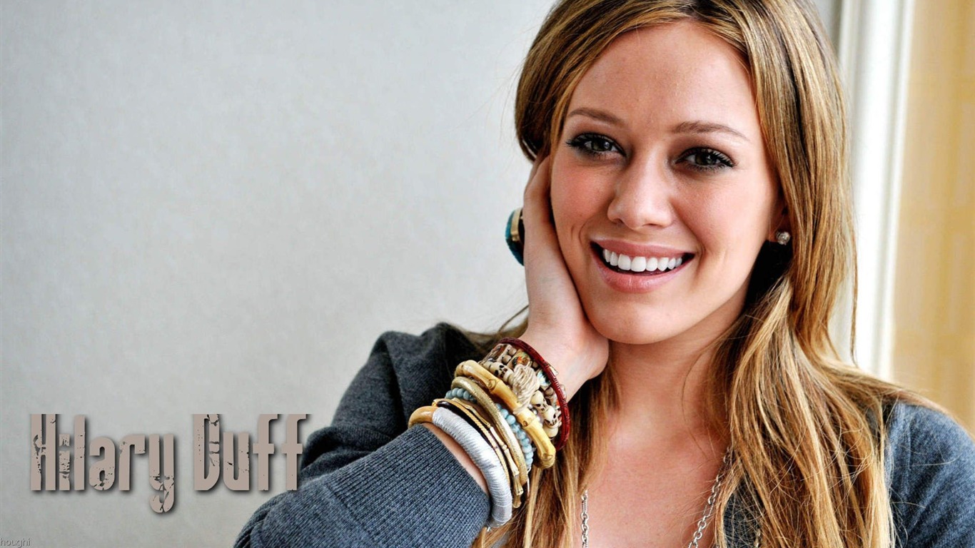 Hilary Duff krásnou tapetu #45 - 1366x768