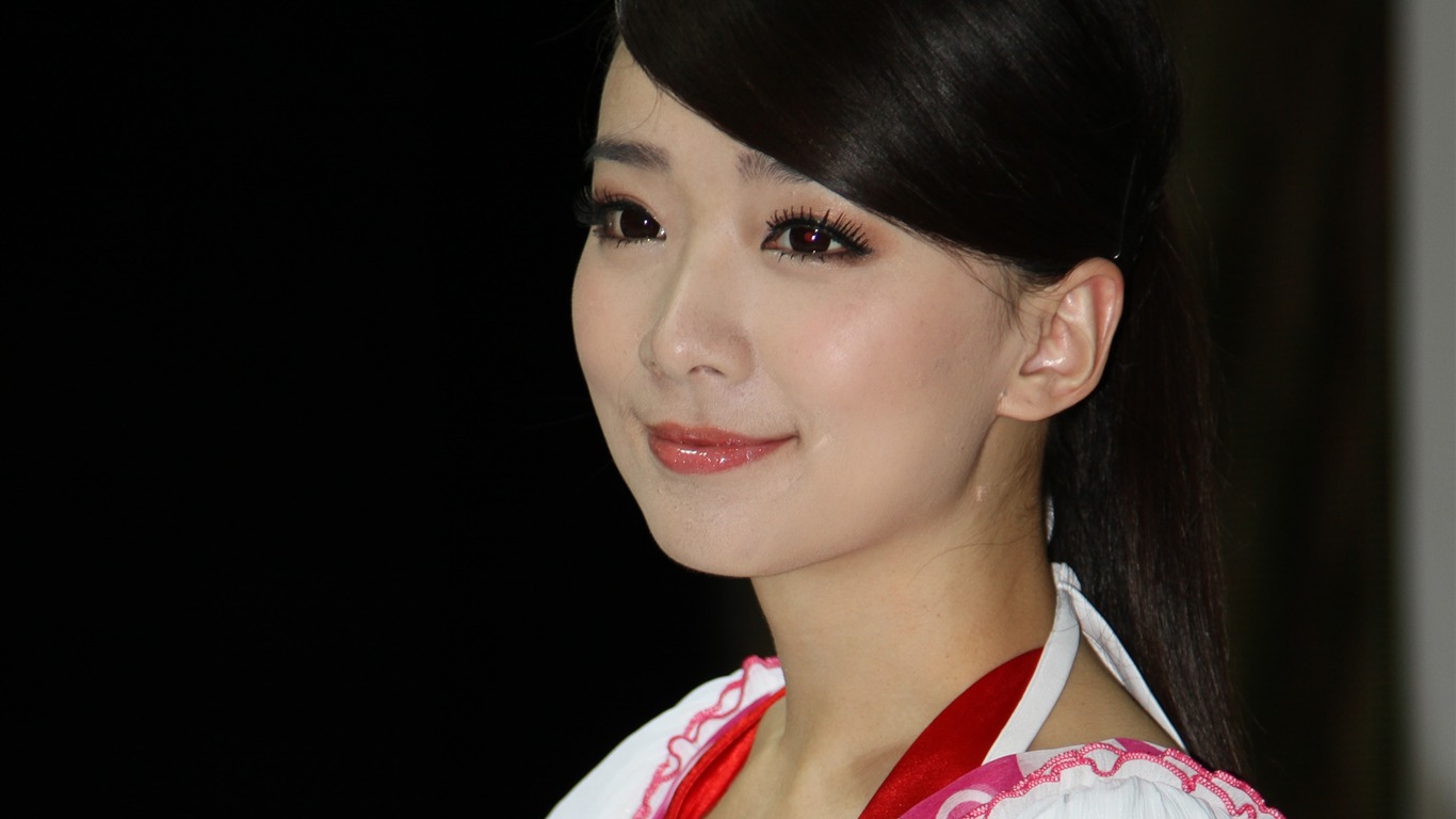 2010北京車展美女(一般般般作品) #5 - 1366x768