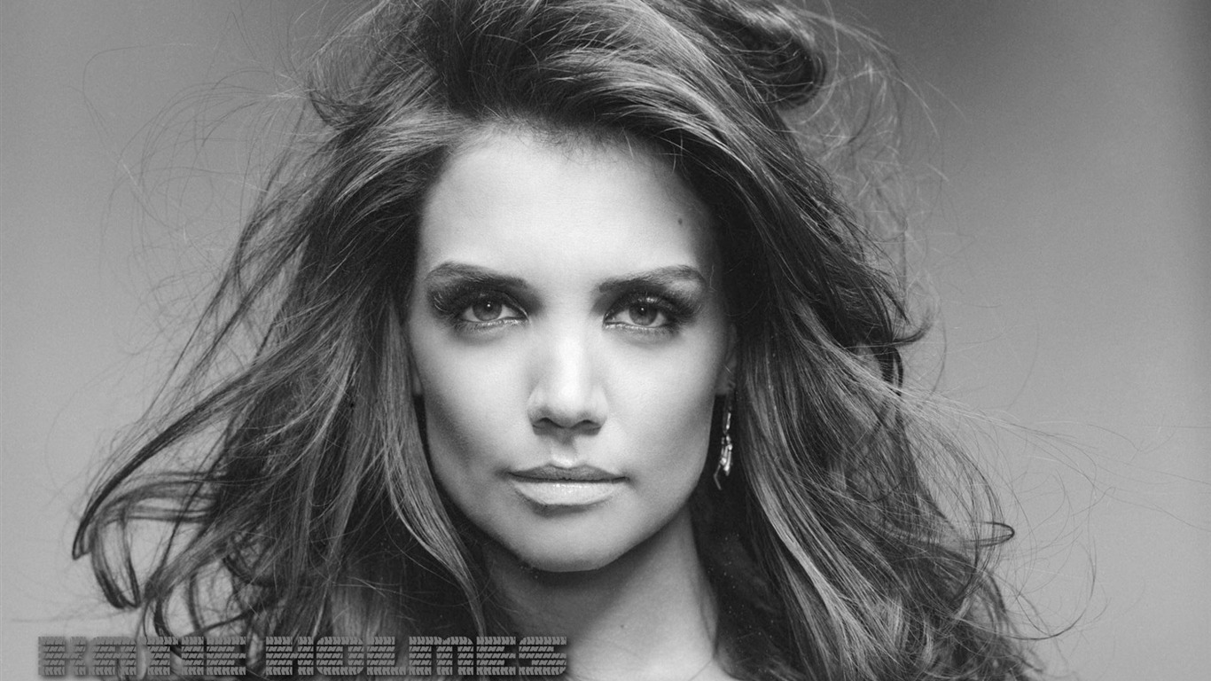 Katie Holmes beautiful wallpaper #10 - 1366x768