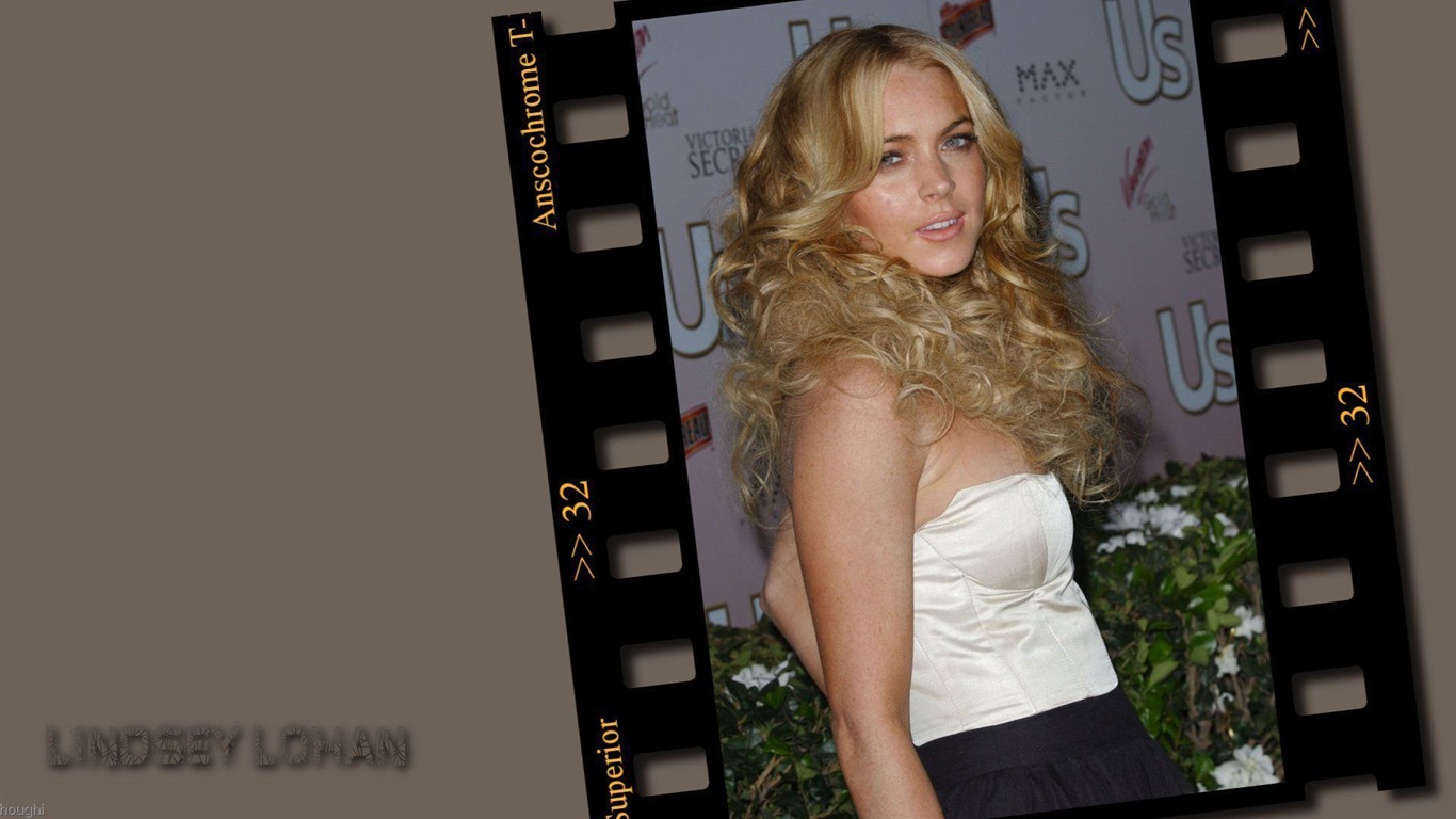 Lindsay Lohan krásná tapeta #4 - 1366x768