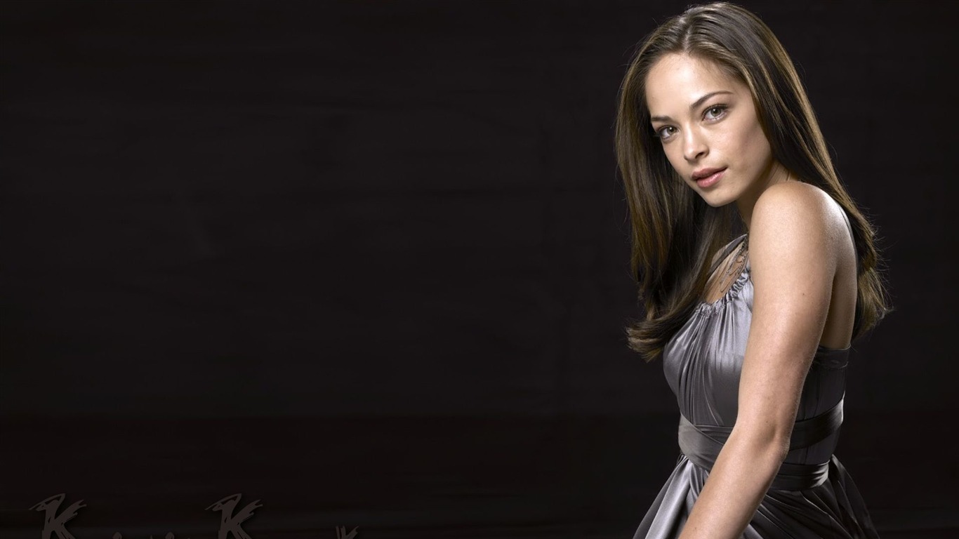 Kristin Kreuk beautiful wallpaper #12 - 1366x768