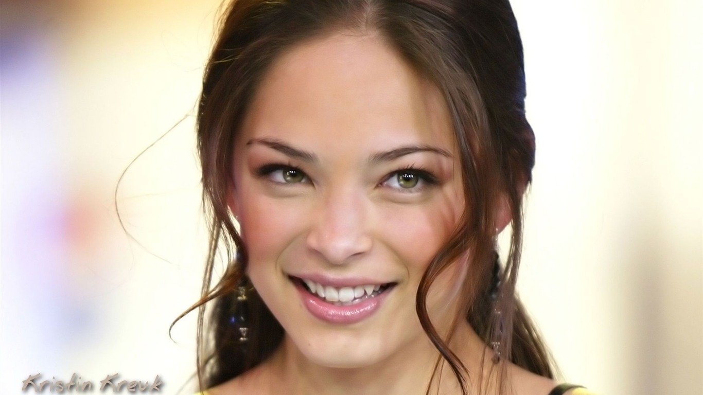 Kristin Kreuk beau fond d'écran #13 - 1366x768