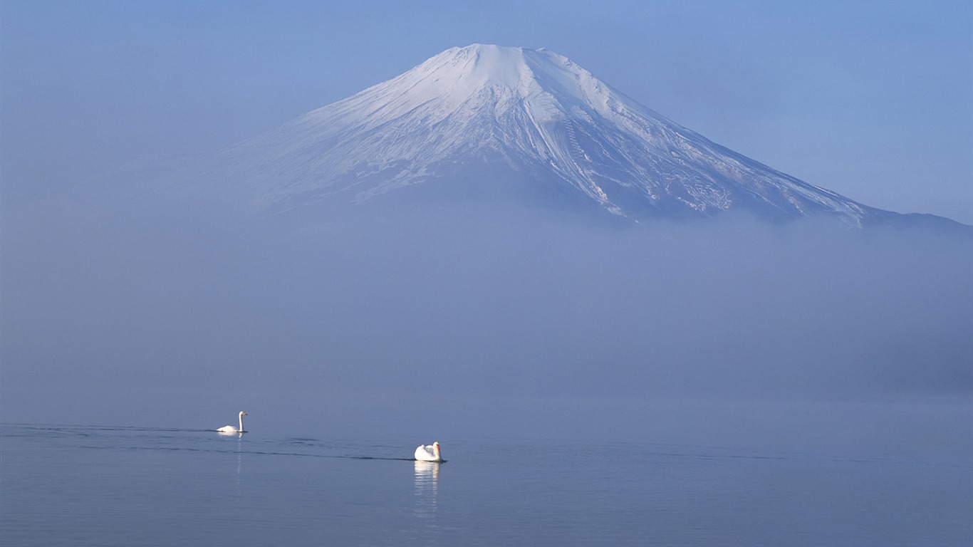 Mount Fuji, Japonsko tapety (1) #10 - 1366x768