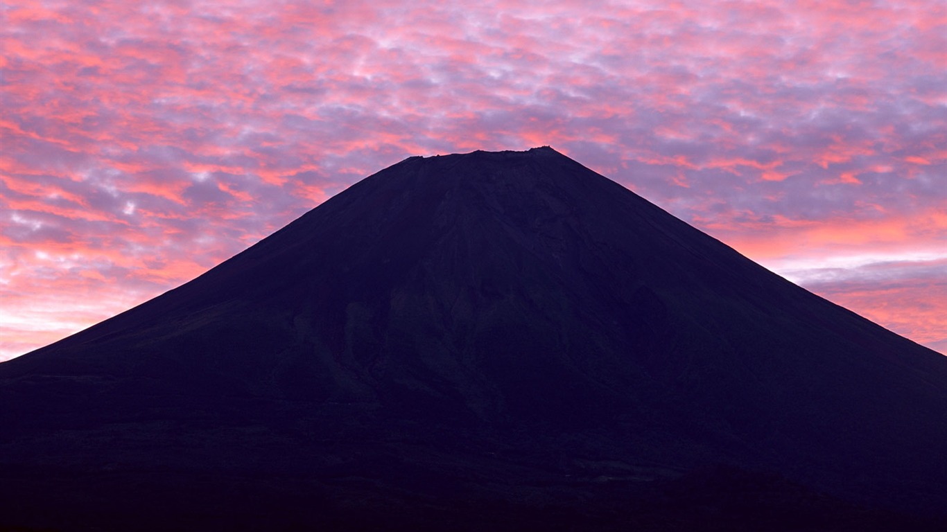 Mount Fuji, Japan Wallpaper (2) #8 - 1366x768