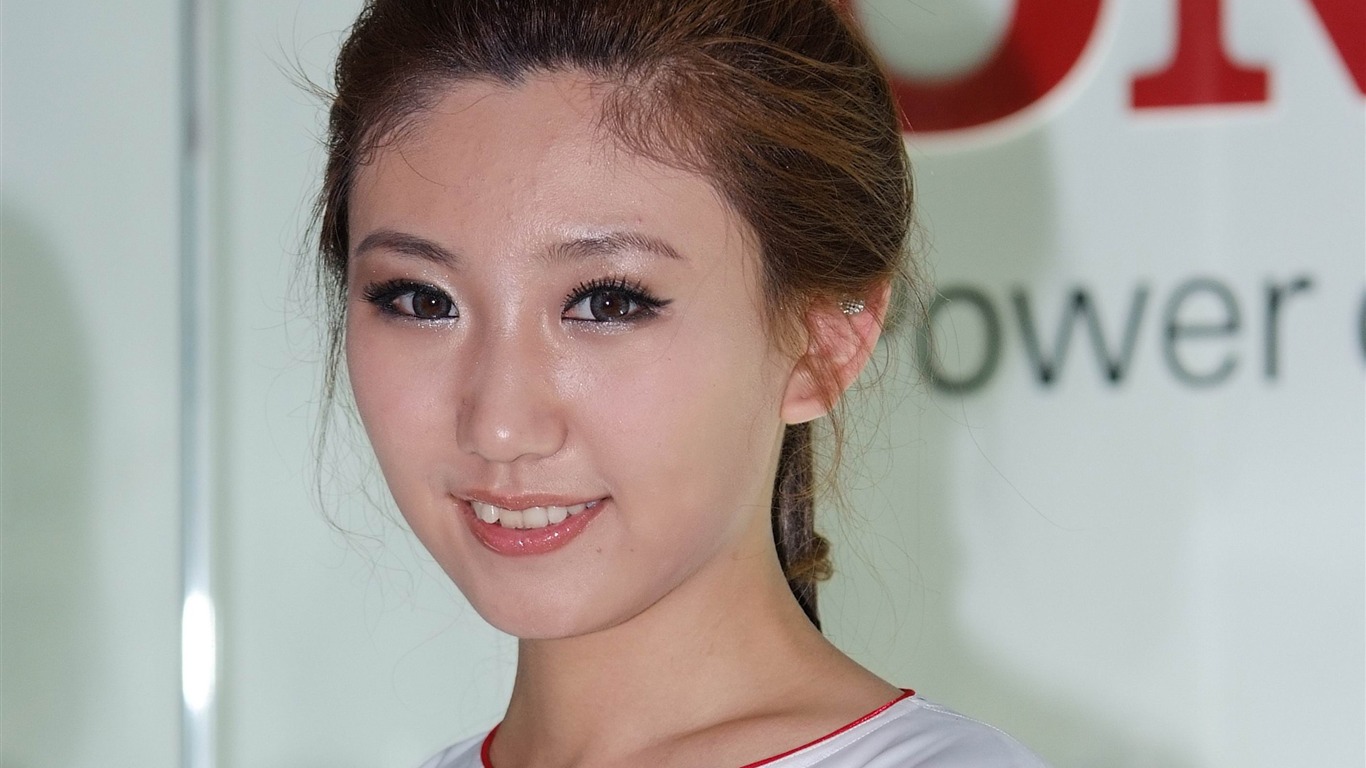 2010 Peking autosalonu modely aut odběrem (1) #2 - 1366x768