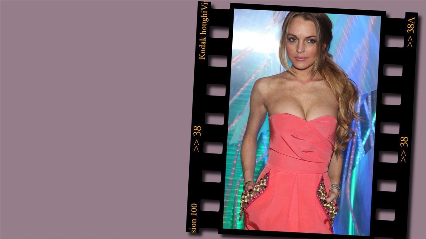 Lindsay Lohan beautiful wallpaper #27 - 1366x768